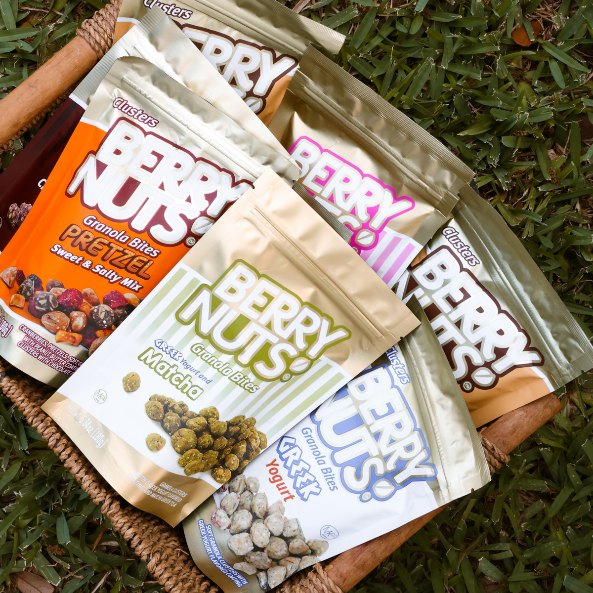 Berry Nuts® Greek Yogurt Matcha Granola Bites 6.34 Oz